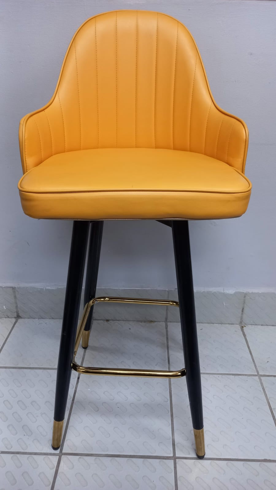 Bar Stool 01 Black & Yellow 4-FOOT
