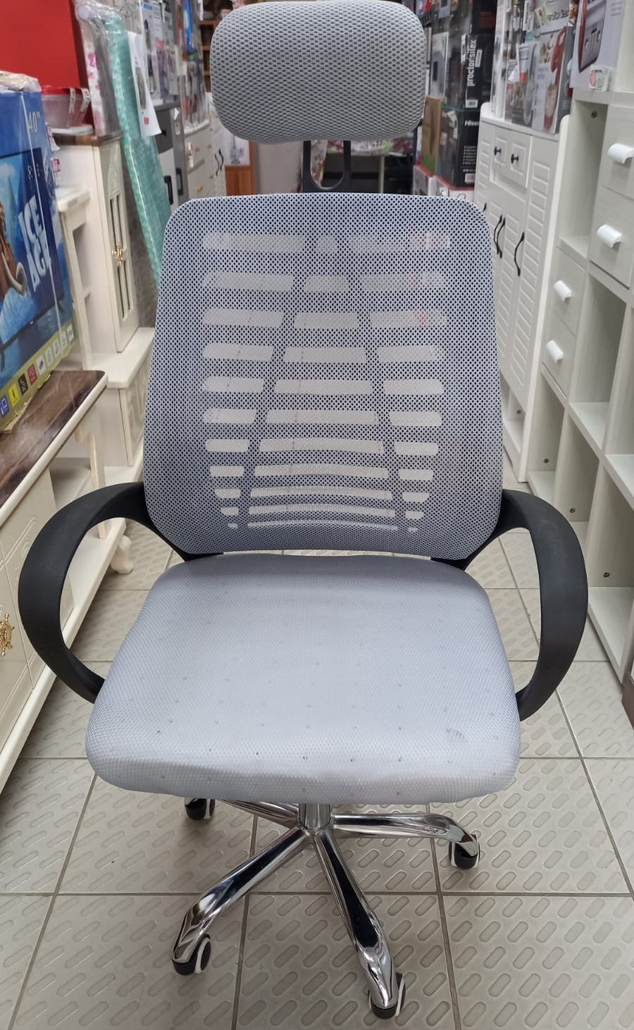 Chair Office Grey with Head Rest & Black Arm Rest P10