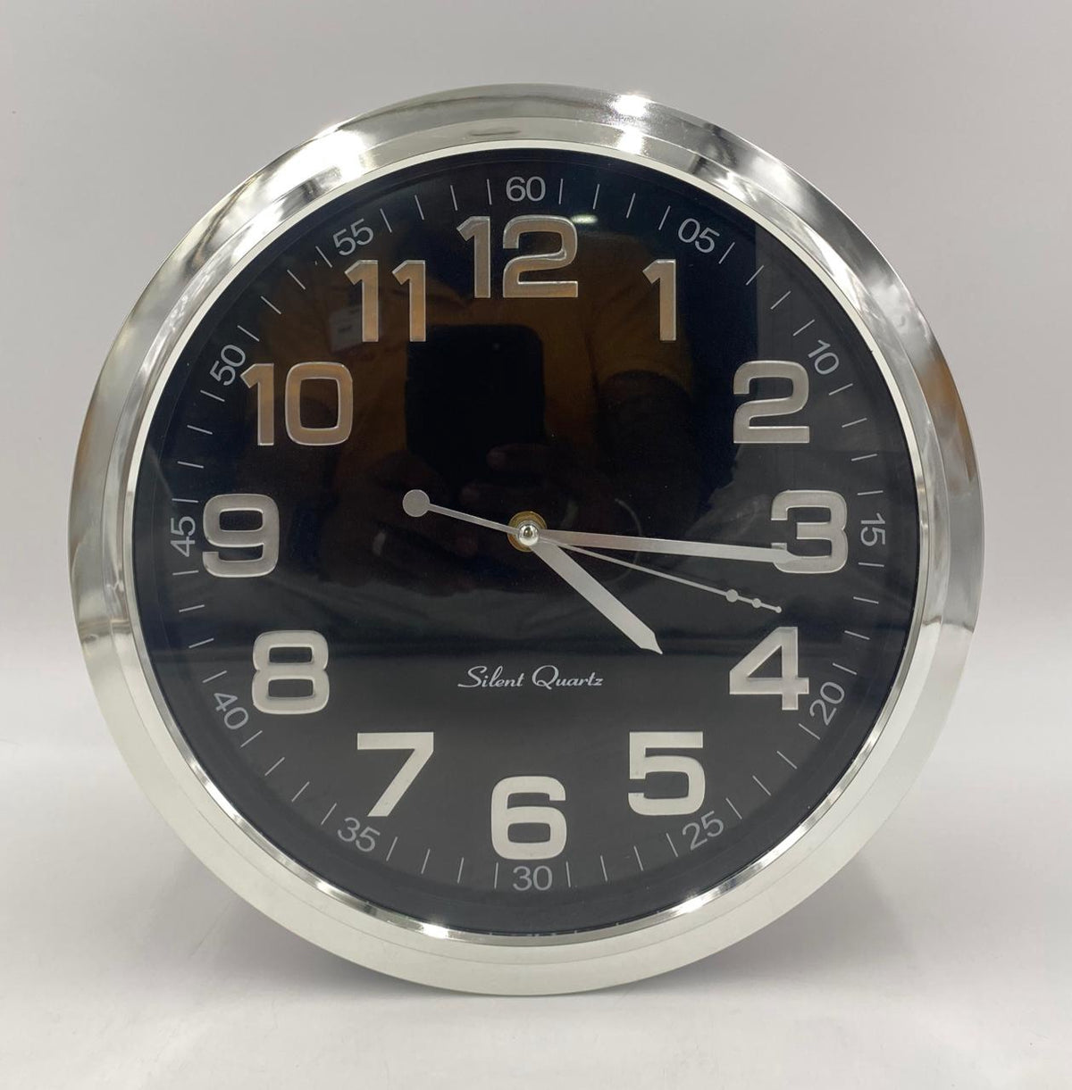 Clock Wall 635-H Silver
