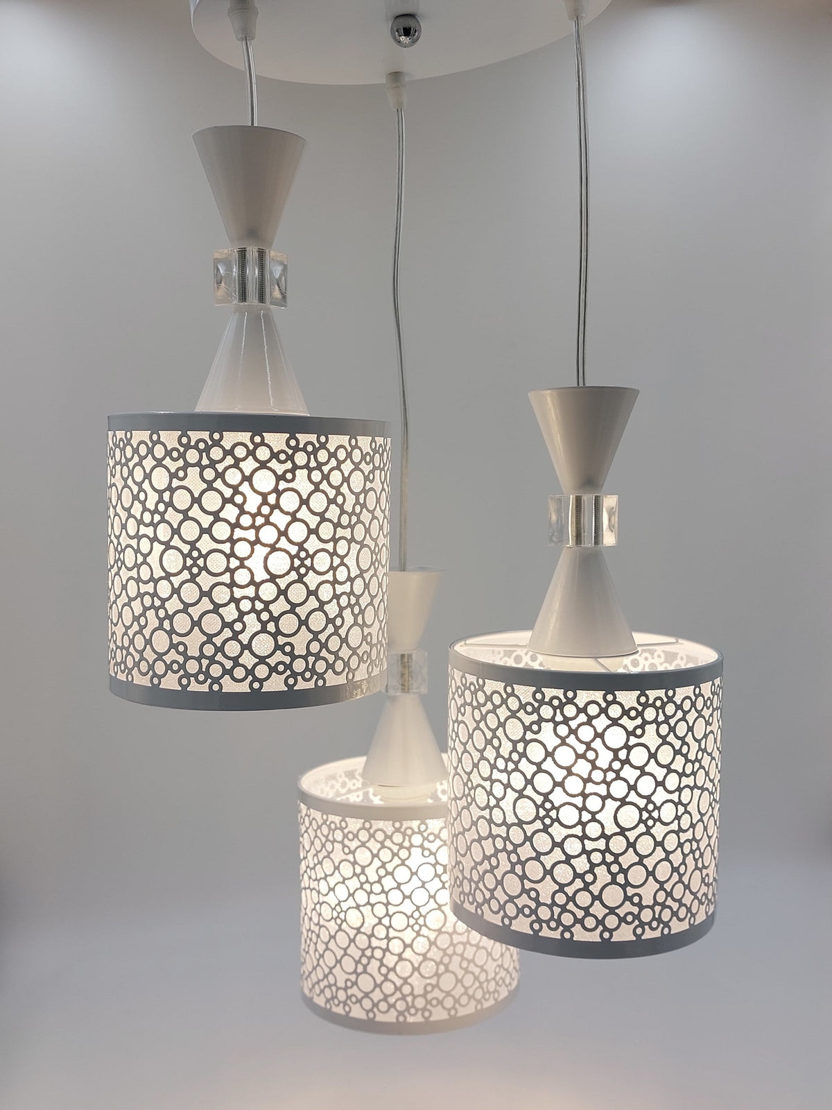 Light Fixture Pendant 3-BULB 1030/3WT LED
