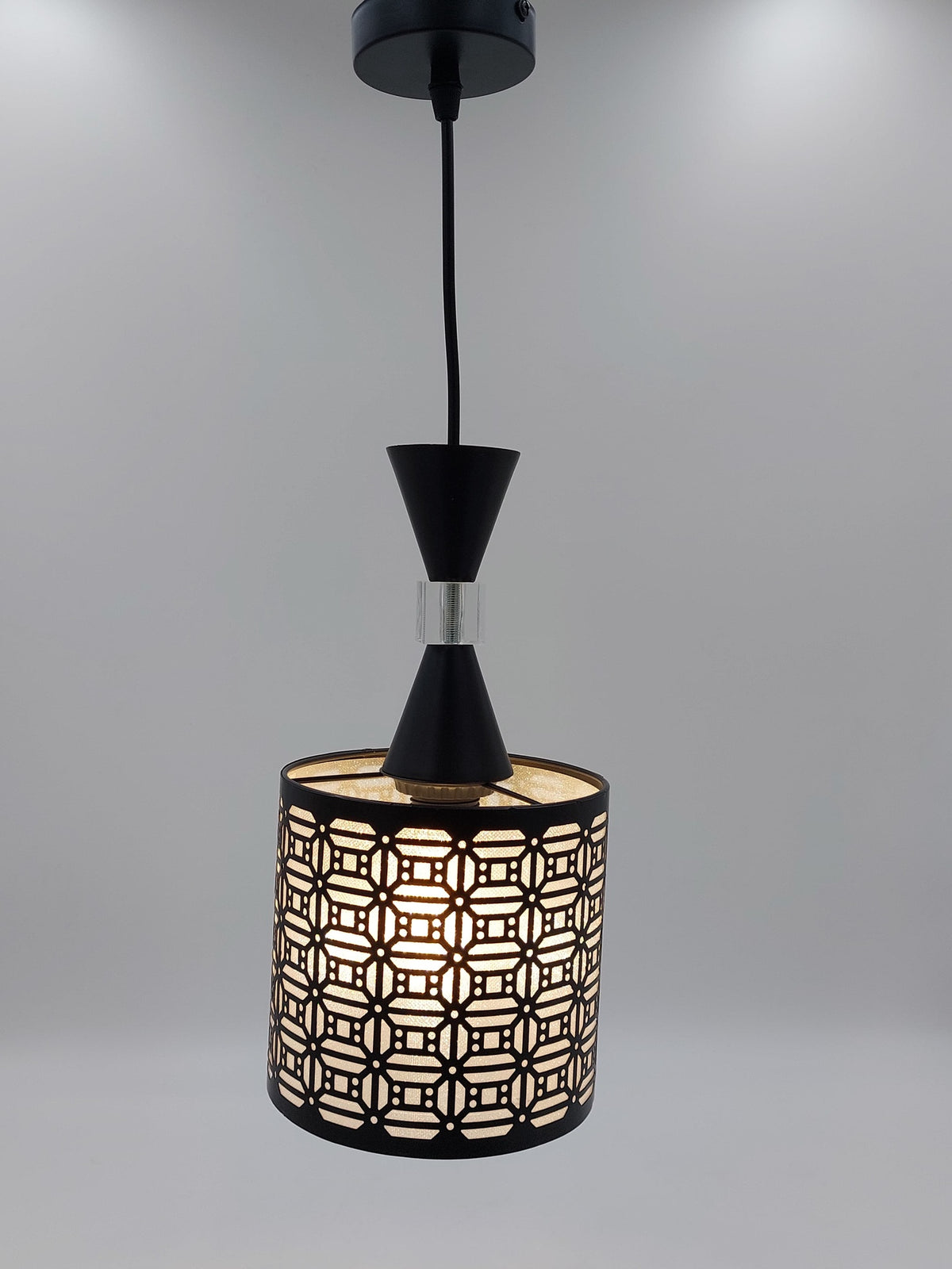 Light Fixture Pendant 1-BULB 1032/1BK LED
