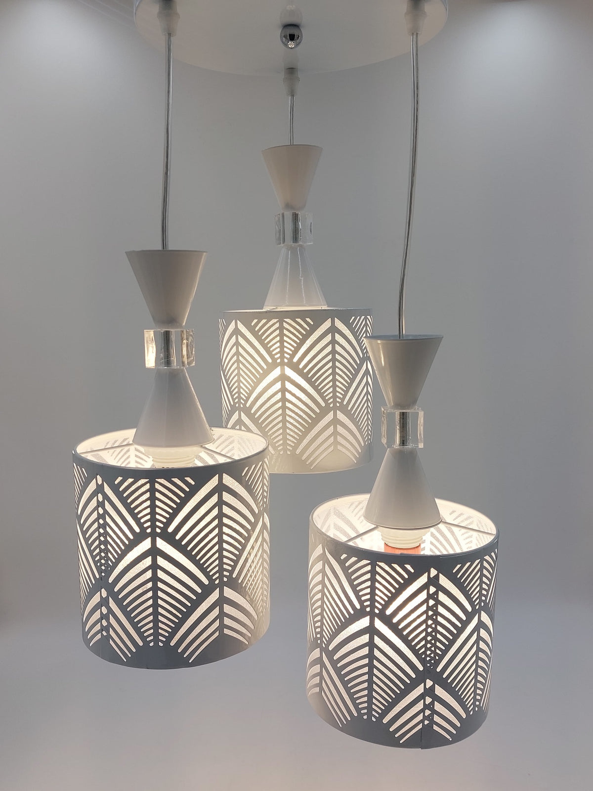 Light Fixture Pendant 3-BULB 1031/3WT LED