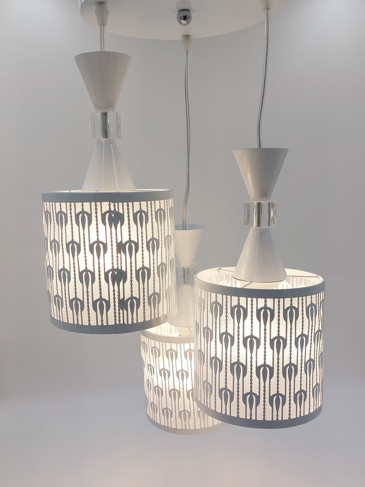 Light Fixture Pendant 3-BULB 1034/3WT LED