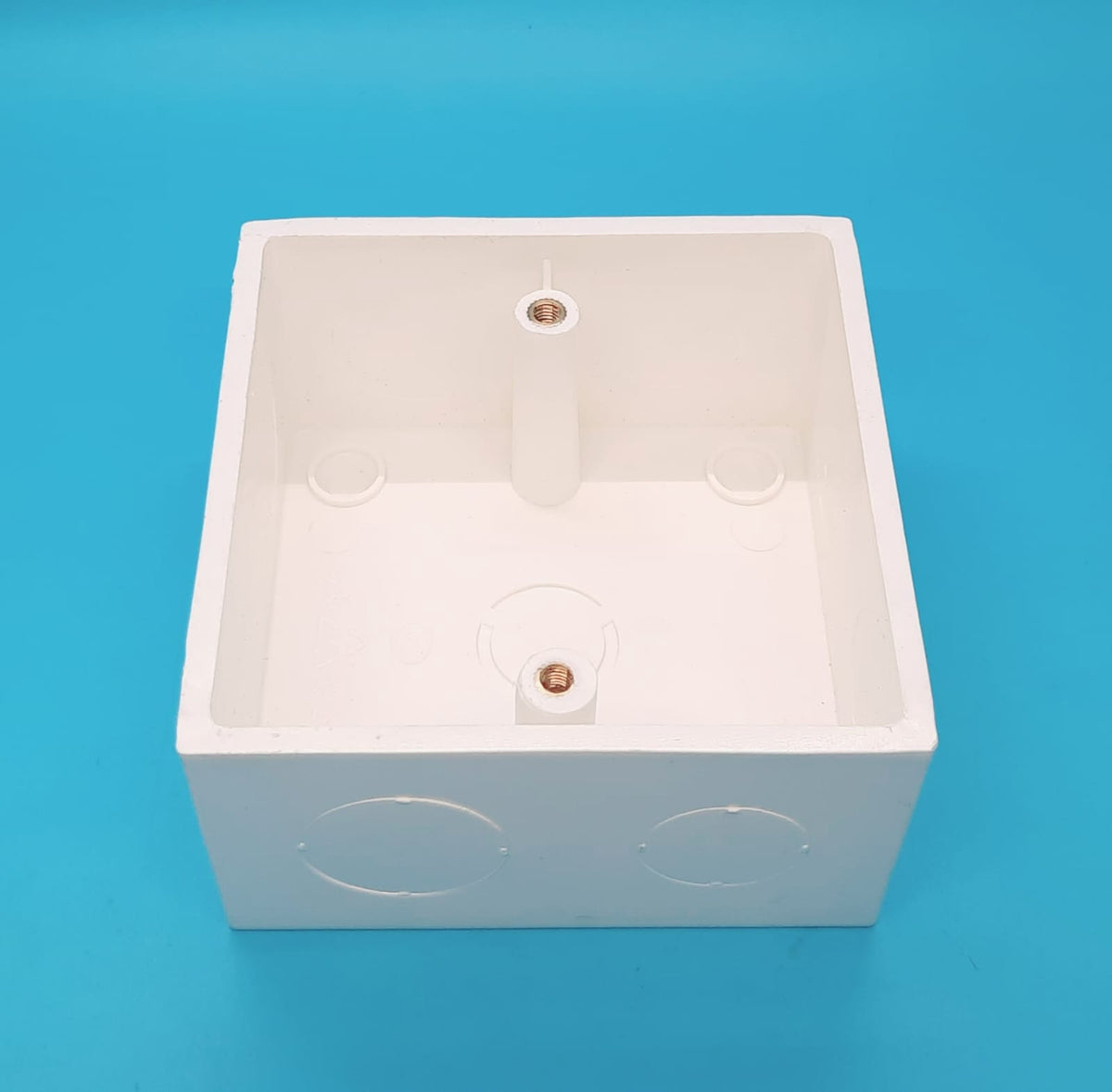 Base PVC 3" X 3" Deep 47MM W/20/25MM Knockout Kev 86X86X47 Guili