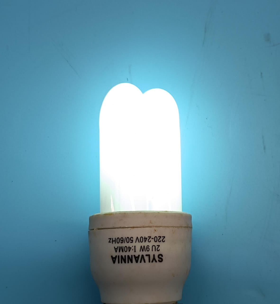 SYLVANIA Bulb Energy Sylvannia 9W 220V 2U White
