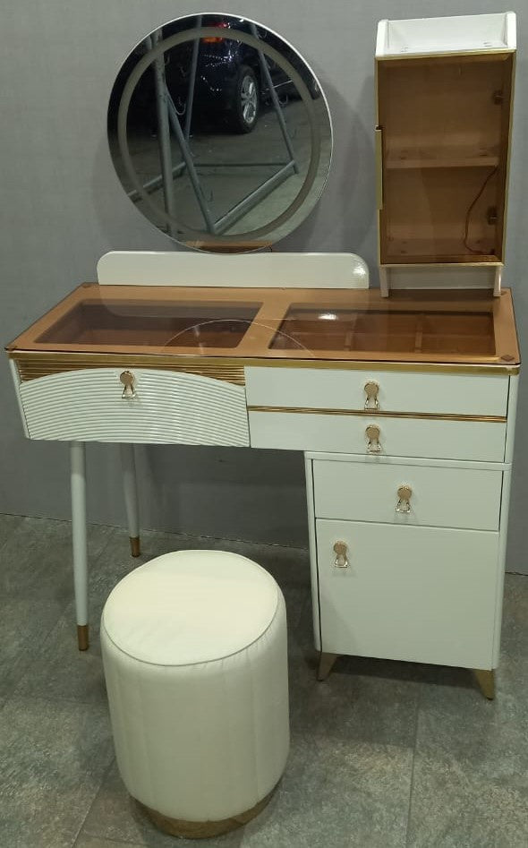 Dresser Vanity 951 with Mirror Lighted & Seat