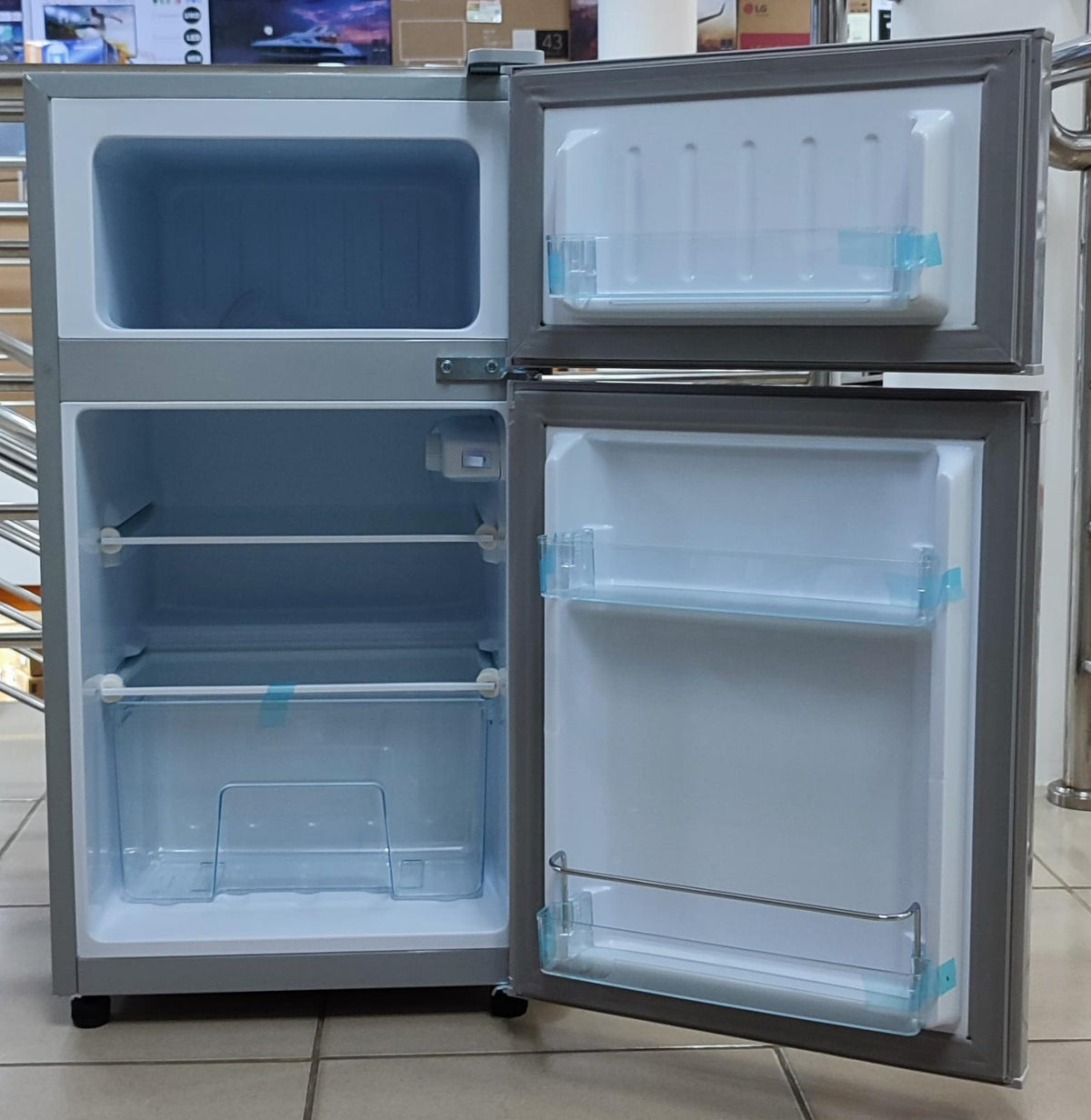 PLATINUM Refrigerator BCD82JA 3CF