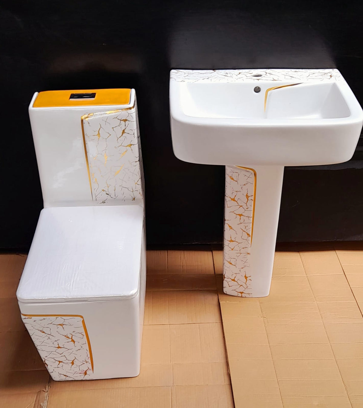 Toilet Set and Pedestal Sink Combo Set White & Gold P Trap NSC-2643