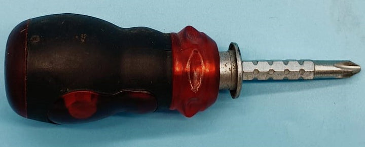 Screwdriver Flat and Star Red Thumb
