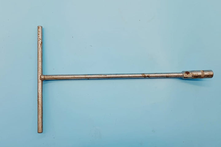 Socket Tee Bar 9MM Chrome