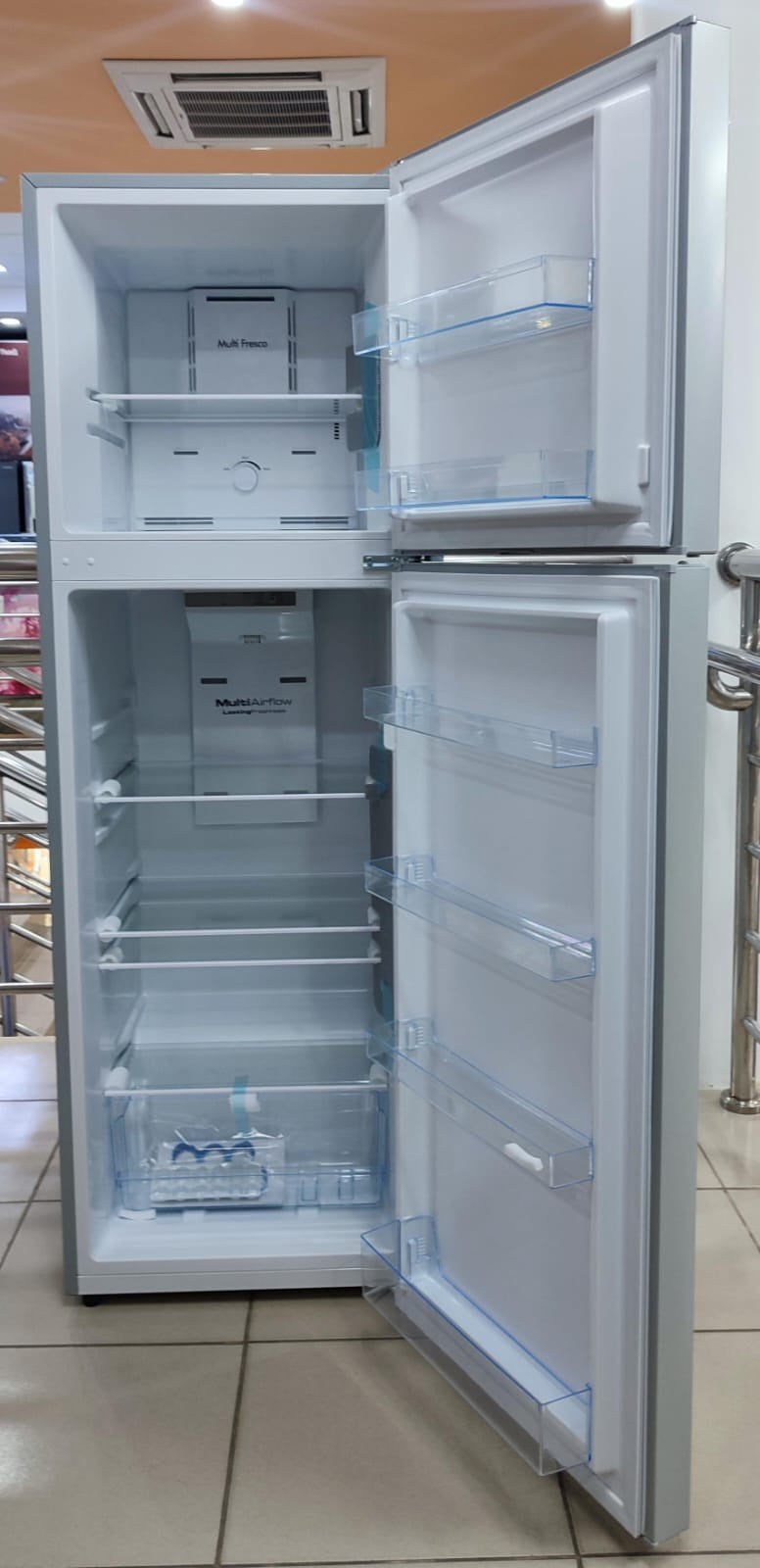 BERKLAYS Refrigerator BNF2433HX-16 8.5CF Silver