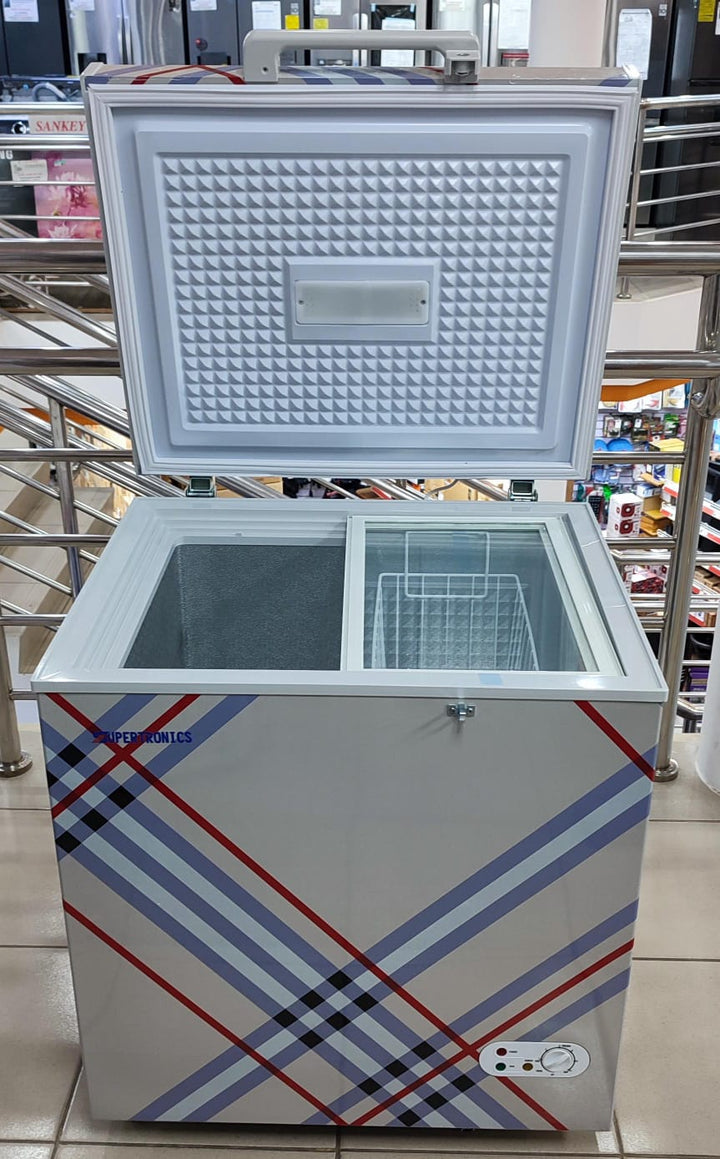 SUPERTRONICS Freezer LP-160QE 5.6CF Solar DC 12-24V and AC 100-240V