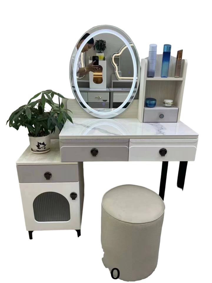 Dresser 755 with Mirror & Seat