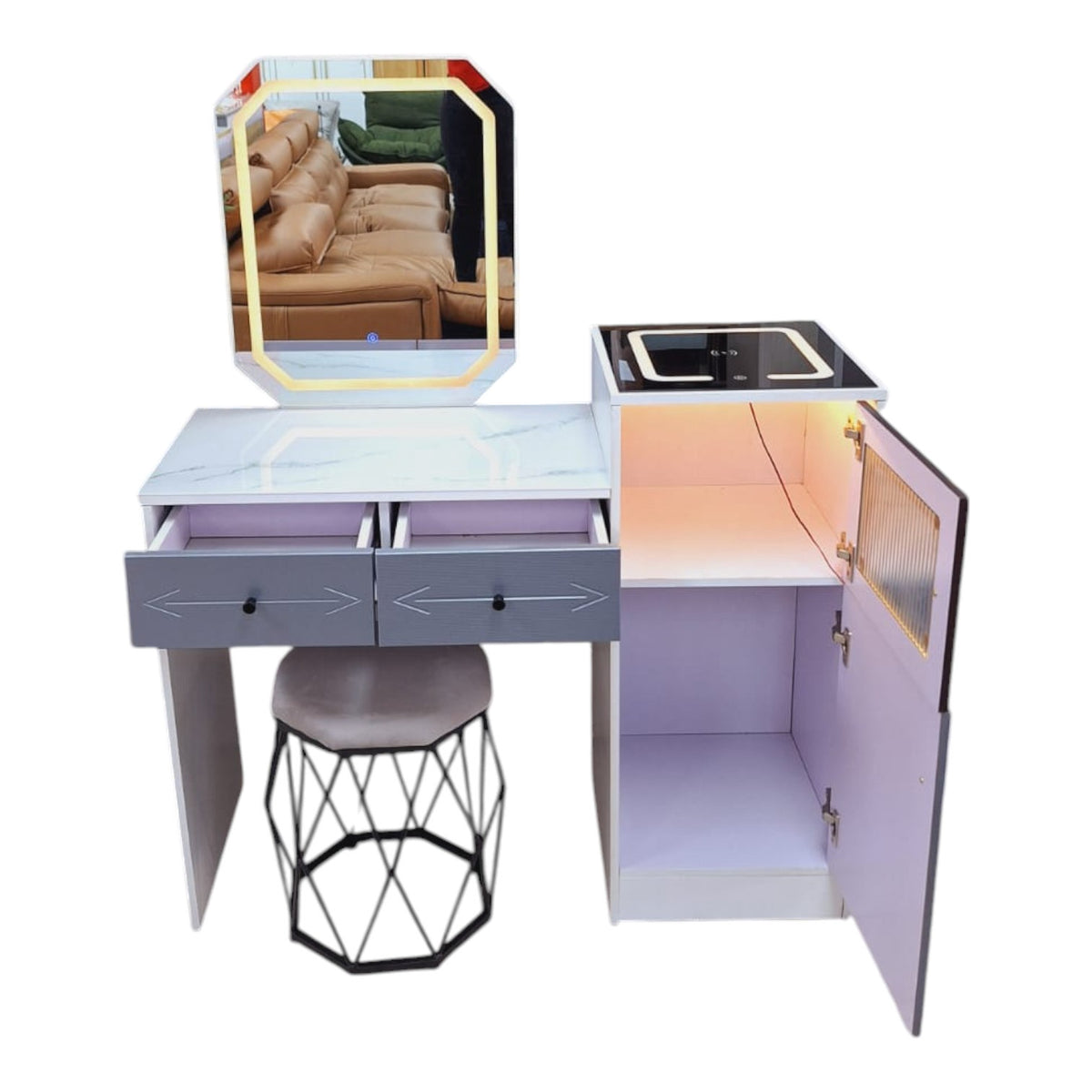 Dresser XC426 with Mirror & Seat