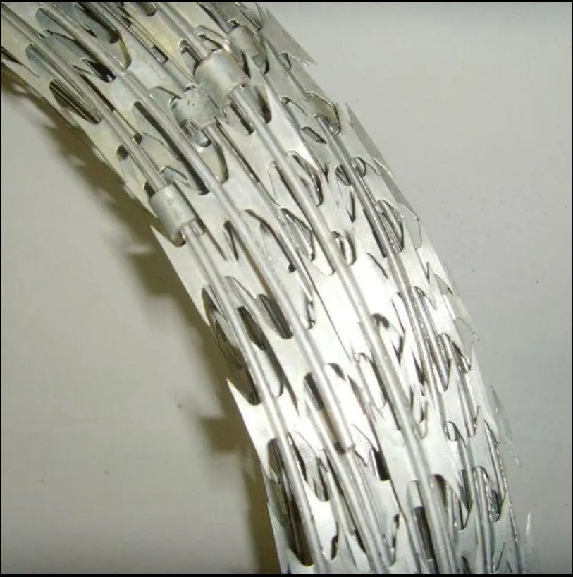 Razor Wire Stainless Steel 33 Loops with Clips
