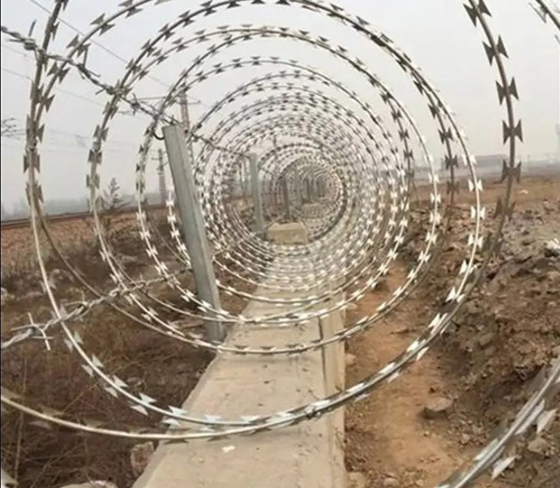 Razor Wire Stainless Steel 33 Loops with Clips