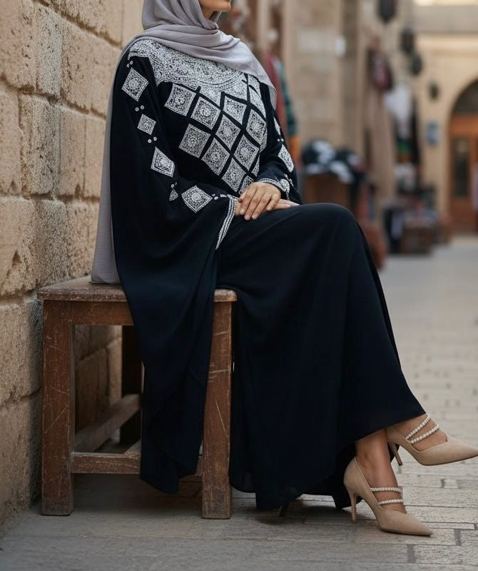 Gown Beaded Kaftan Butterfly Black / White