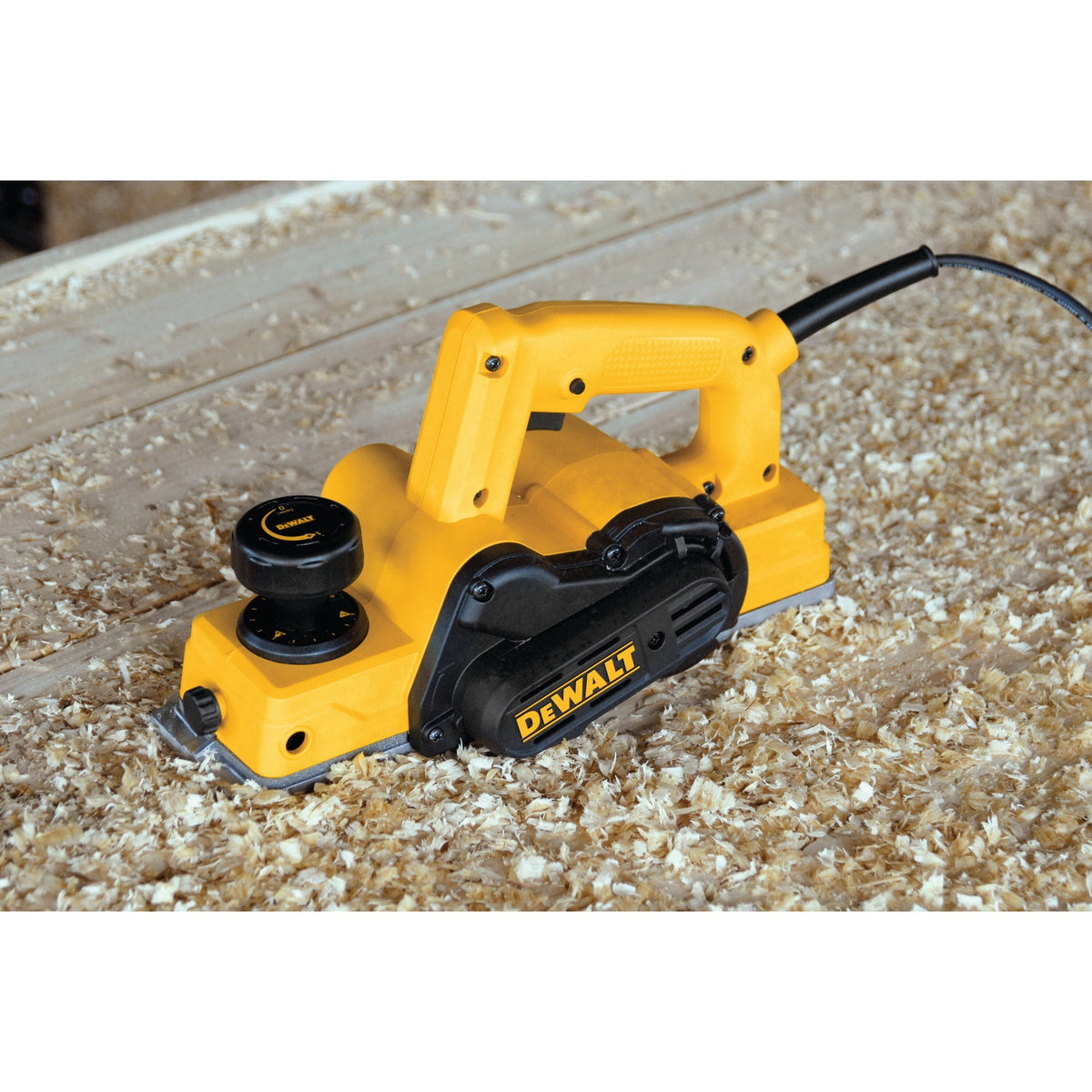 DEWALT Plane Electric D26676 3 1/4"