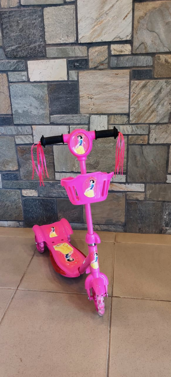 Kids Scooter 3 Wheel 1313 with Basket Characters