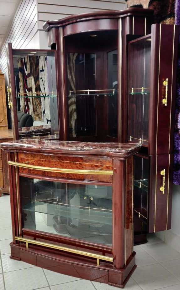 Wine Bar with Counter