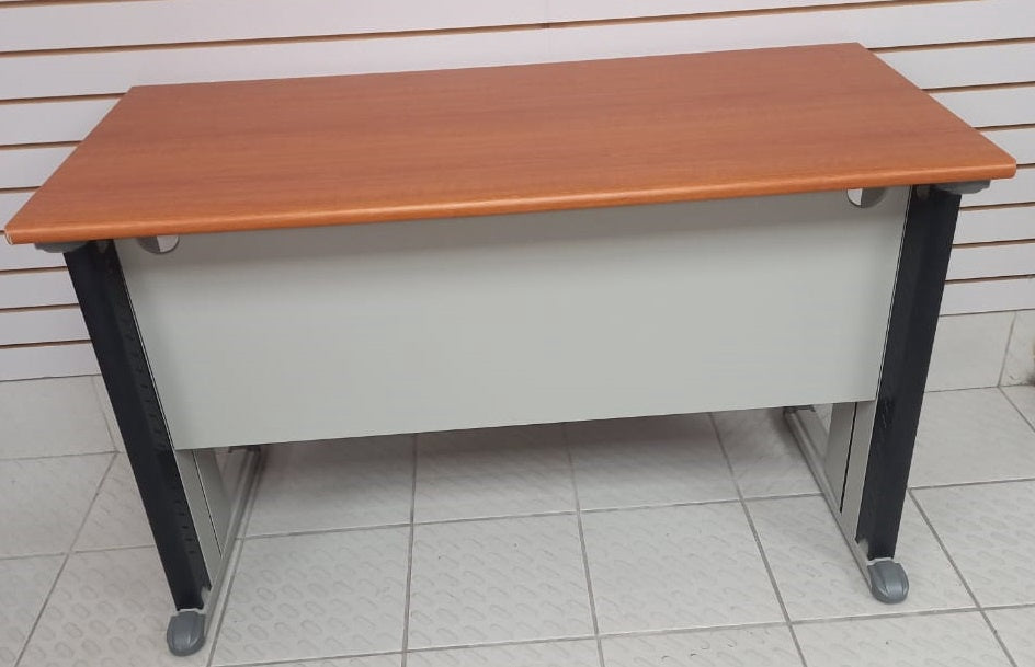 Office Desk Table YD-LC-P 64007 1.2M 47X24X30" L-S Leg