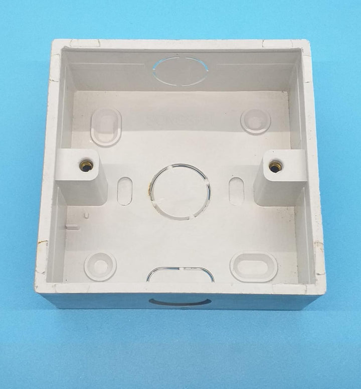 Base Plastic 3 X 3