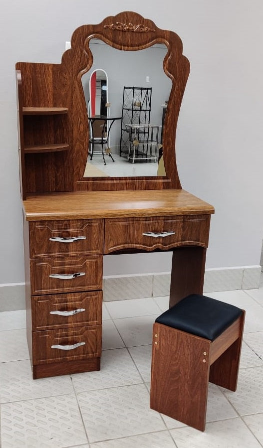 Dresser with Mirror & Seat 113