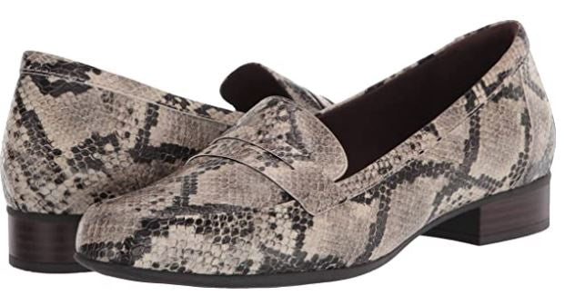CLARKS Footwear Women's Juliet Coast Loafer Wide