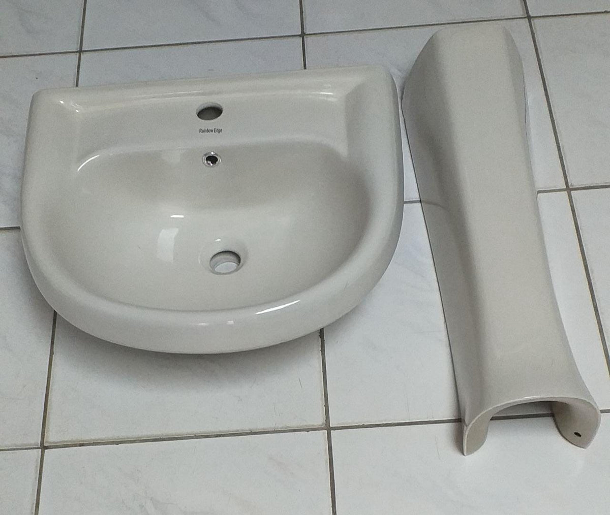 RAINBOW EDGE Sink Ware Ivory W/PEDESTAL