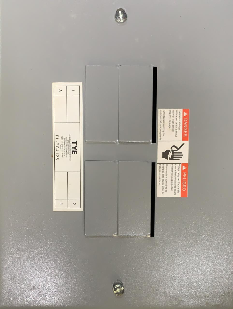 TYE Breaker Panel 4 X 8 125AMPS Surface Type