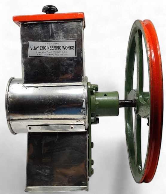 Coconut Grinder / Scraper Machine Ashwamegh