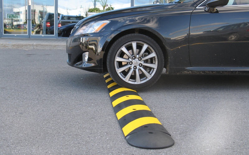 WOTECT Speed Bump Rubber 72" X 12" X 1 3/4" Black & Yellow HSJ-SBR183030