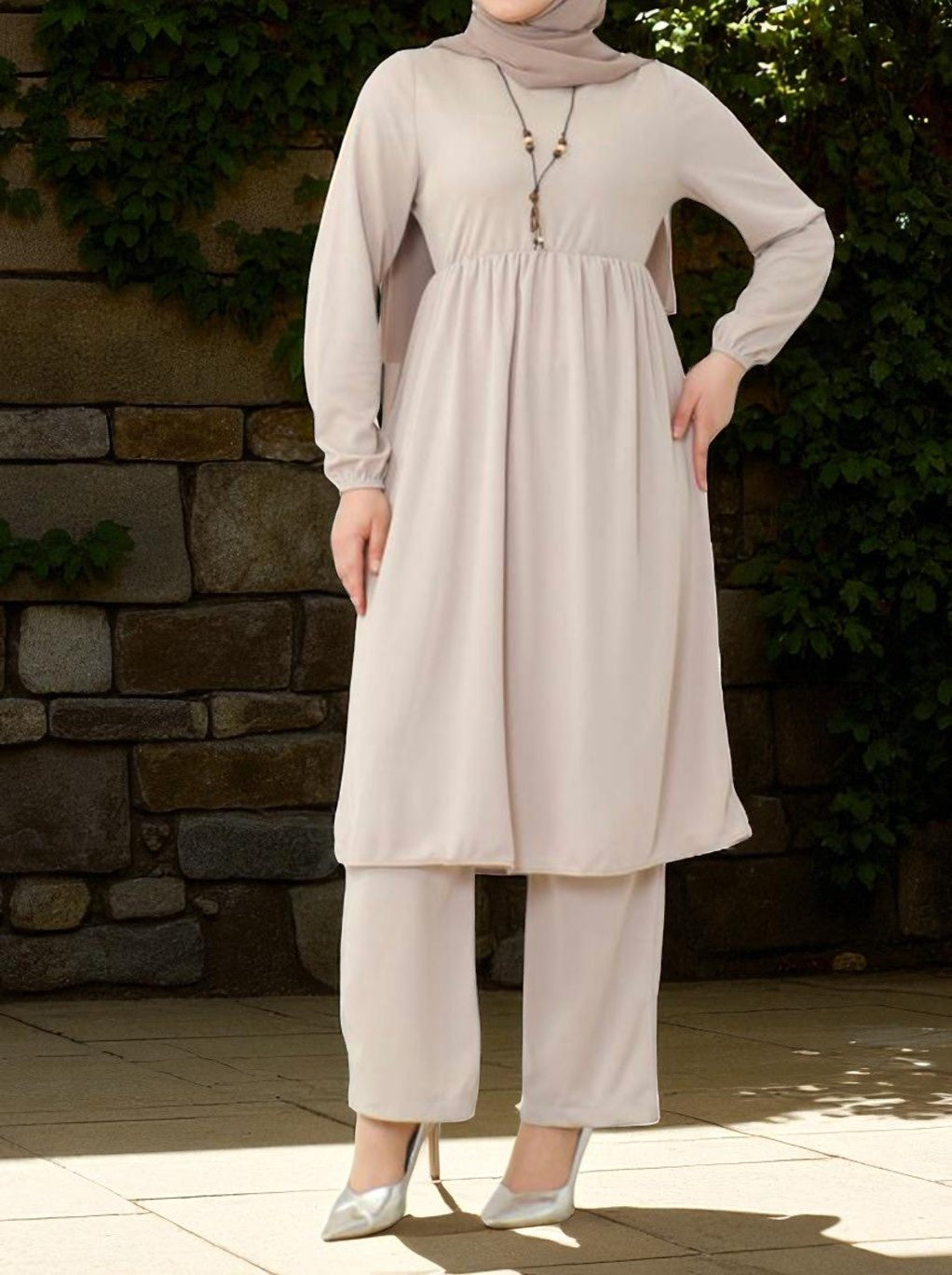 Pants Suit Brown / Emerald with Necklace Plus Size
